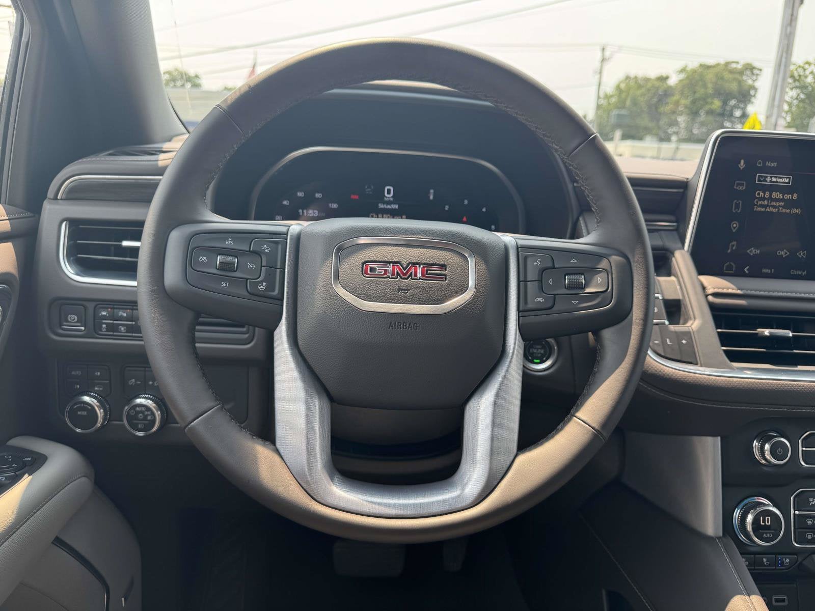 2024 GMC Yukon SLT