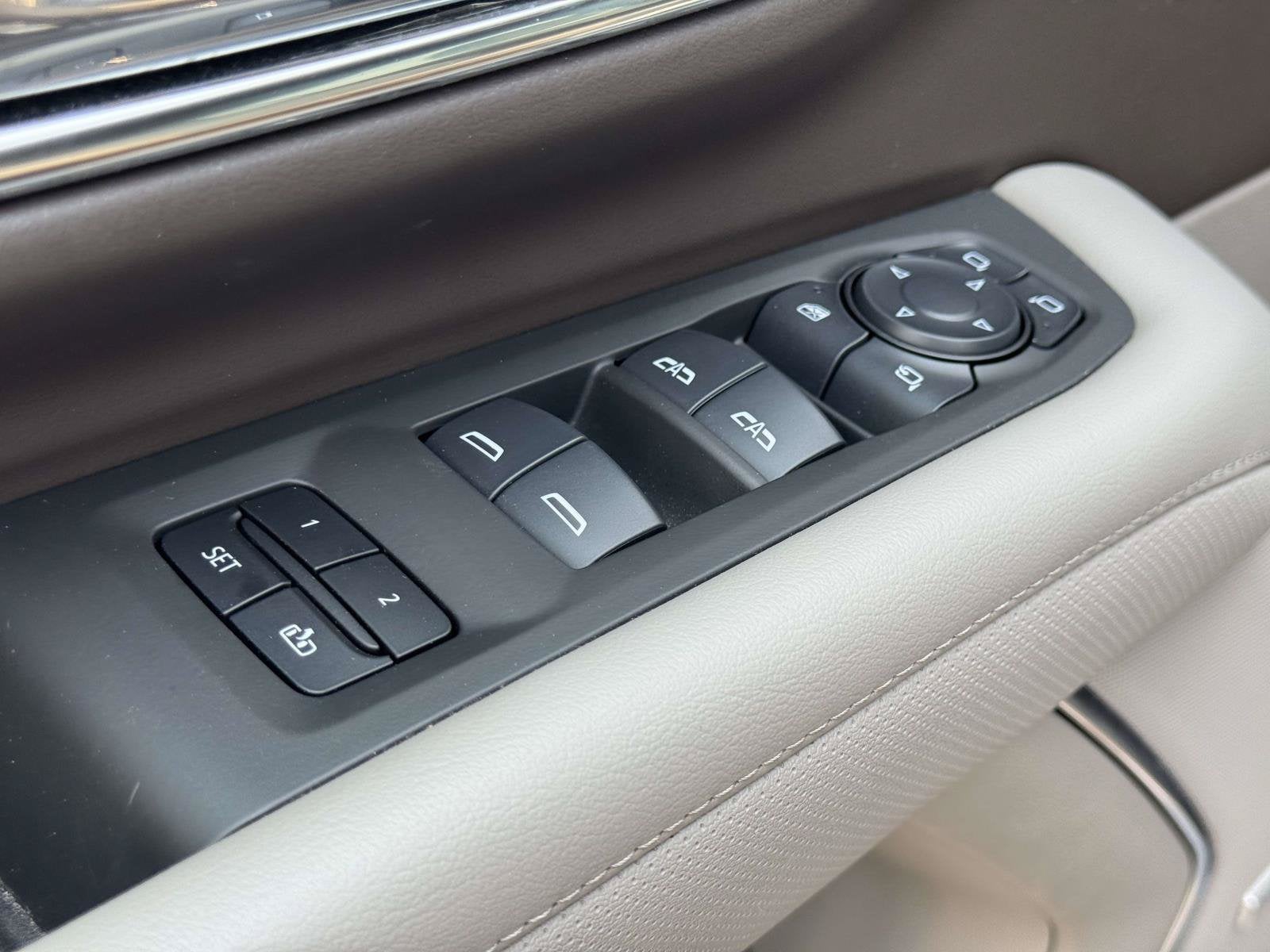 2024 GMC Yukon SLT