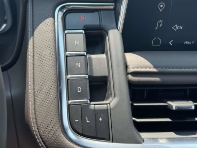 2024 GMC Yukon SLT