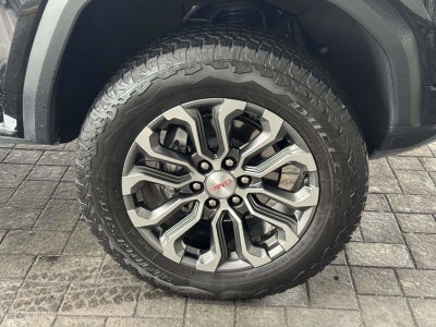 2023 GMC Canyon Denali