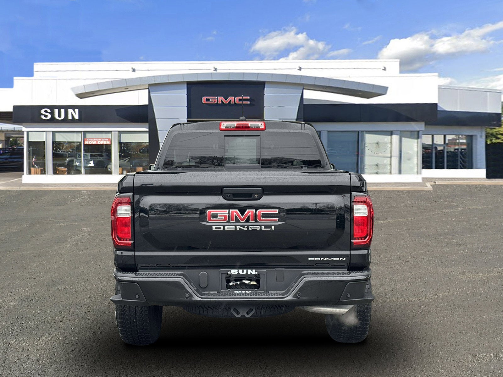2023 GMC Canyon Denali