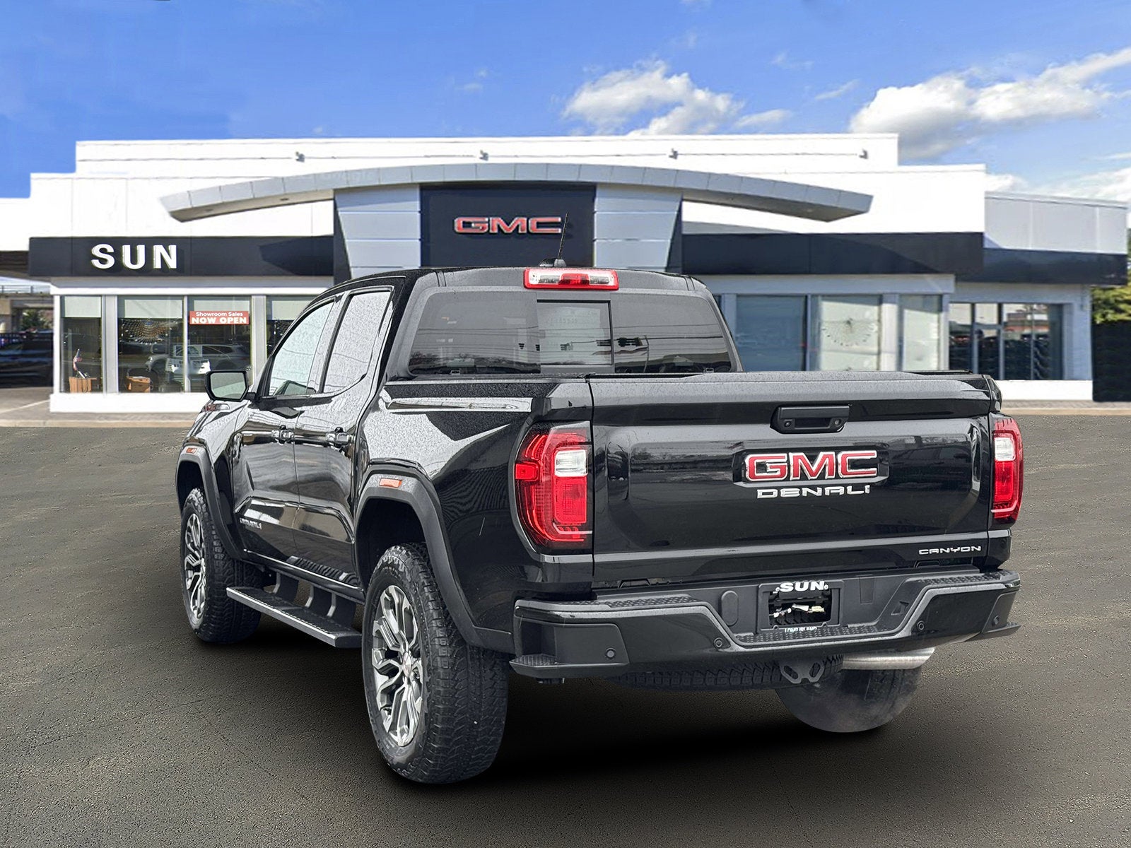 2023 GMC Canyon Denali
