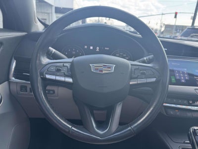 2023 Cadillac XT4 Premium Luxury