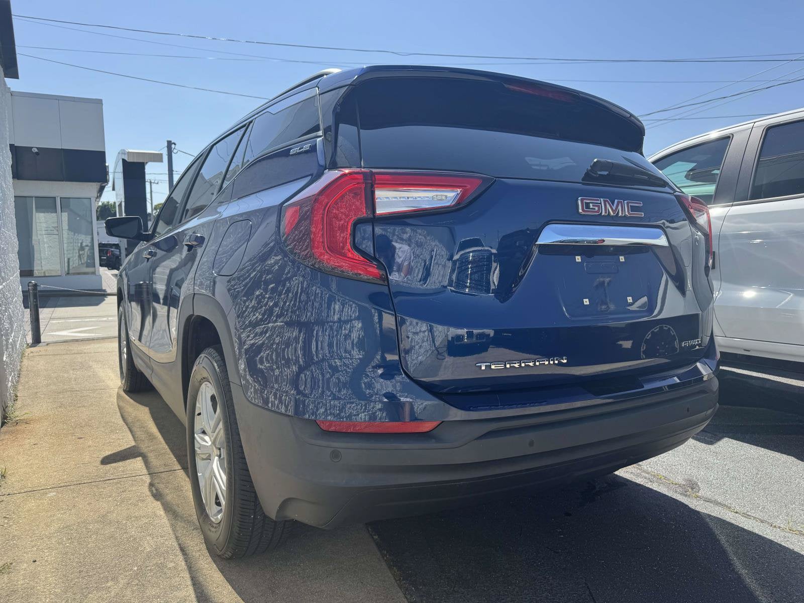 2023 GMC Terrain SLE