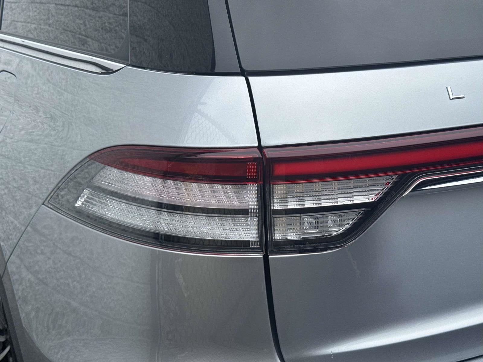 2023 Lincoln Aviator Standard