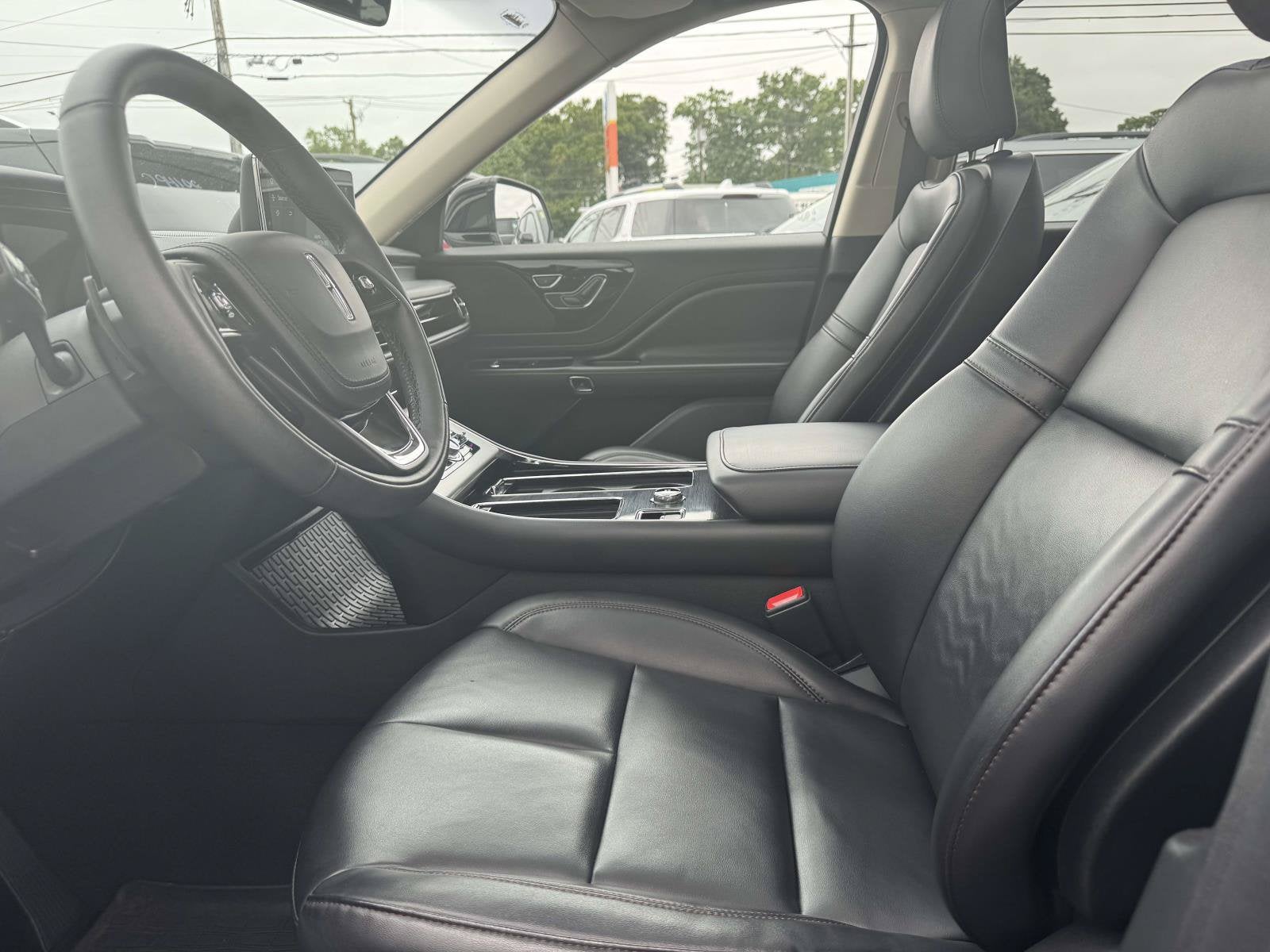 2023 Lincoln Aviator Standard