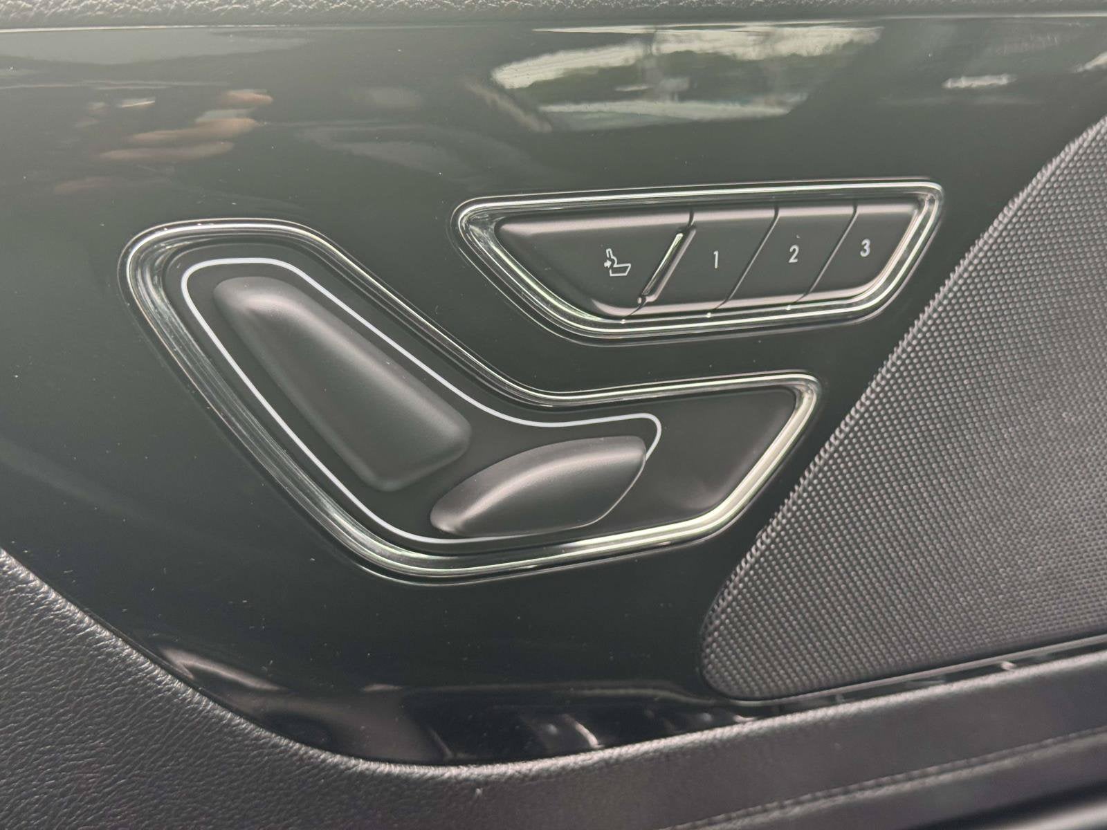 2023 Lincoln Aviator Standard