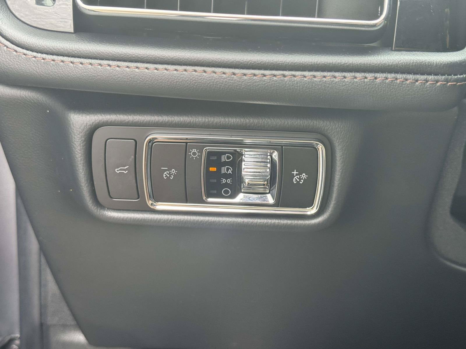 2023 Lincoln Aviator Standard